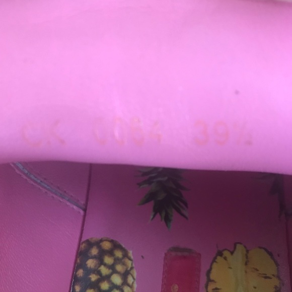 Dolce and Gabbana Pineapple Sneaker - Picture 4 of 14